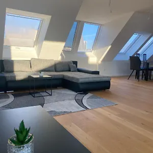 https://home-sweet-homet11.vienna-besthotels.com